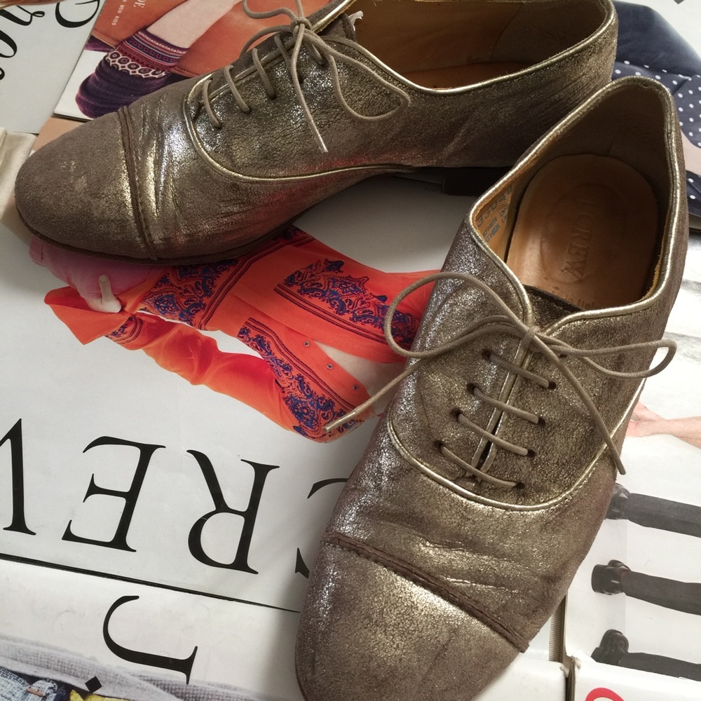 JCREW  GOLD CRACKLED LACE UP BROGUE SHOES SZ 7